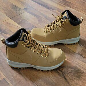 Mens Nike Manoa Boot